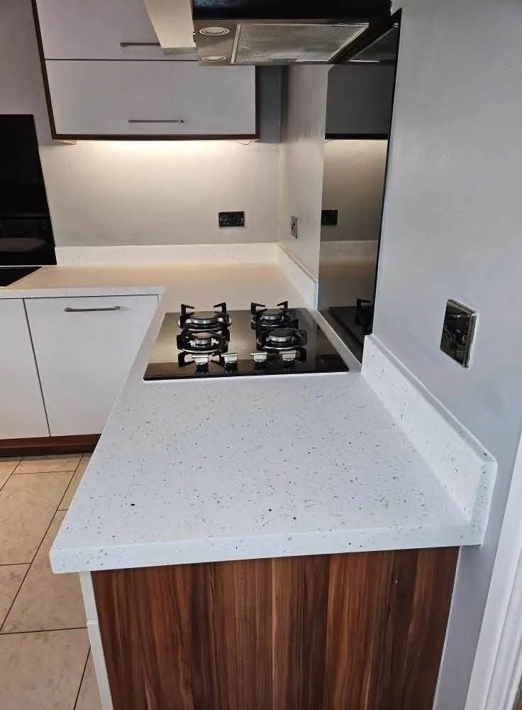 Finished spray granite worktop by Glasgow Microcement (photo 6)