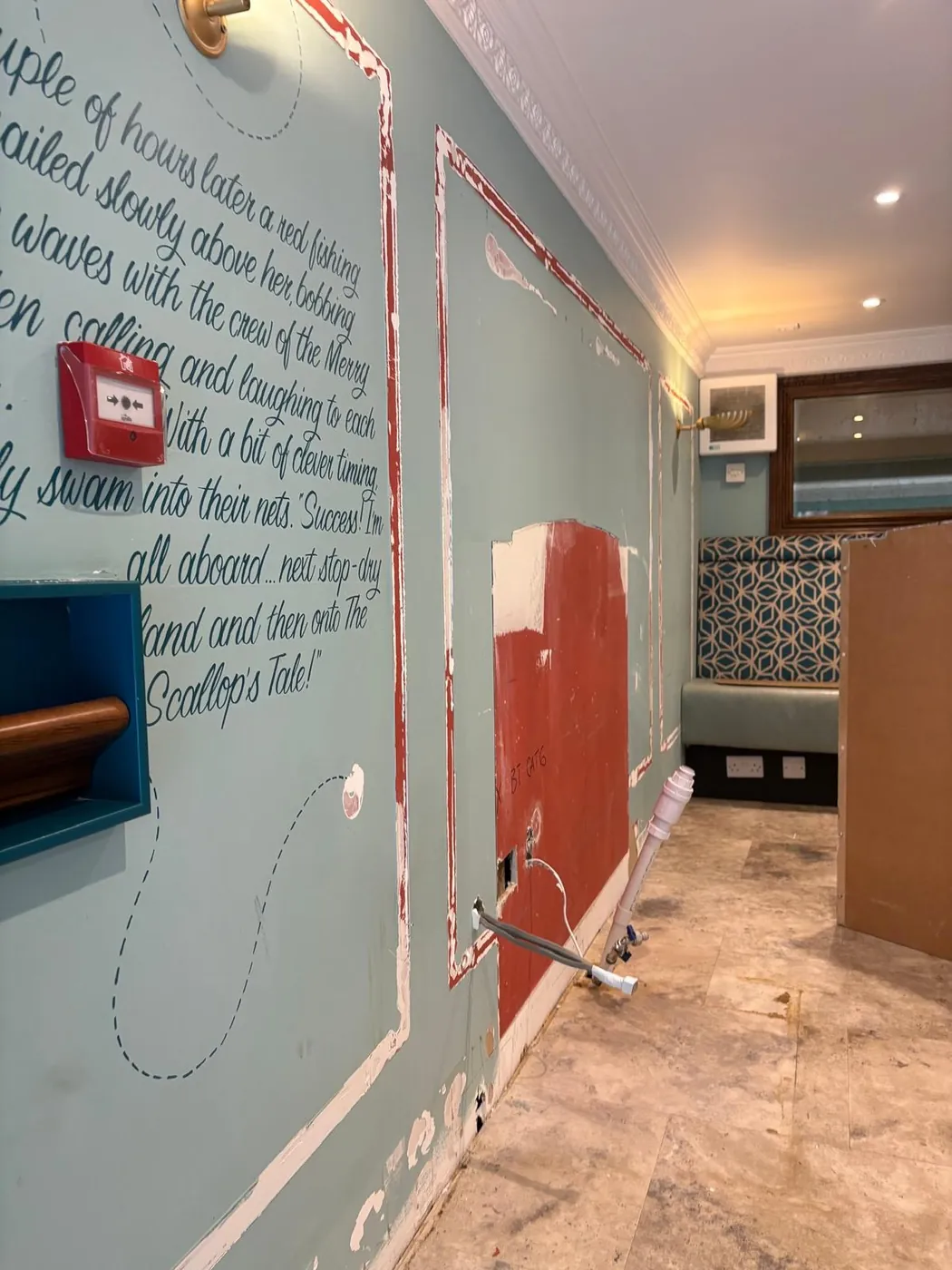 Venetian plaster before refurbishment by Glasgow Microcement (photo 22)