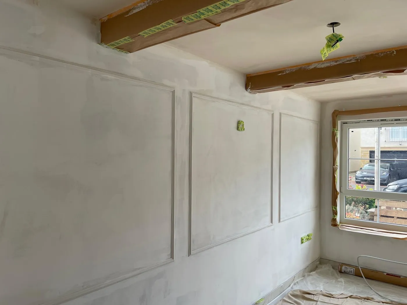 Limewash paint before refurbishment by Glasgow Microcement (photo 4)