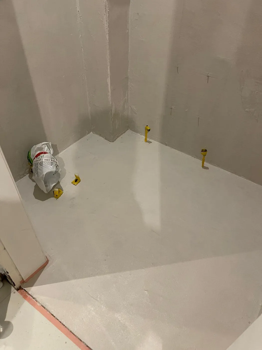 Microcement cloakroom being applied by Glasgow Microcement (photo 6)